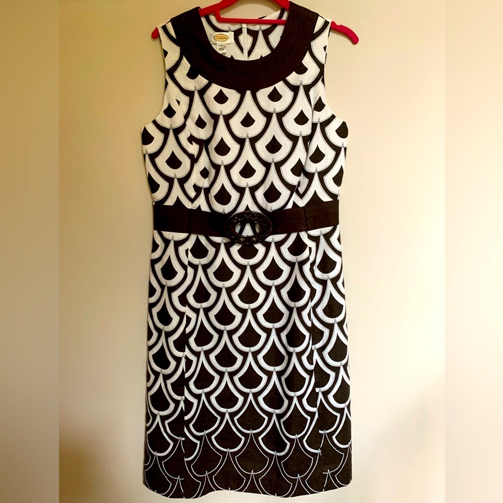 Vintage Talbots linen dress in size 8. Worn once and in excellent condition
